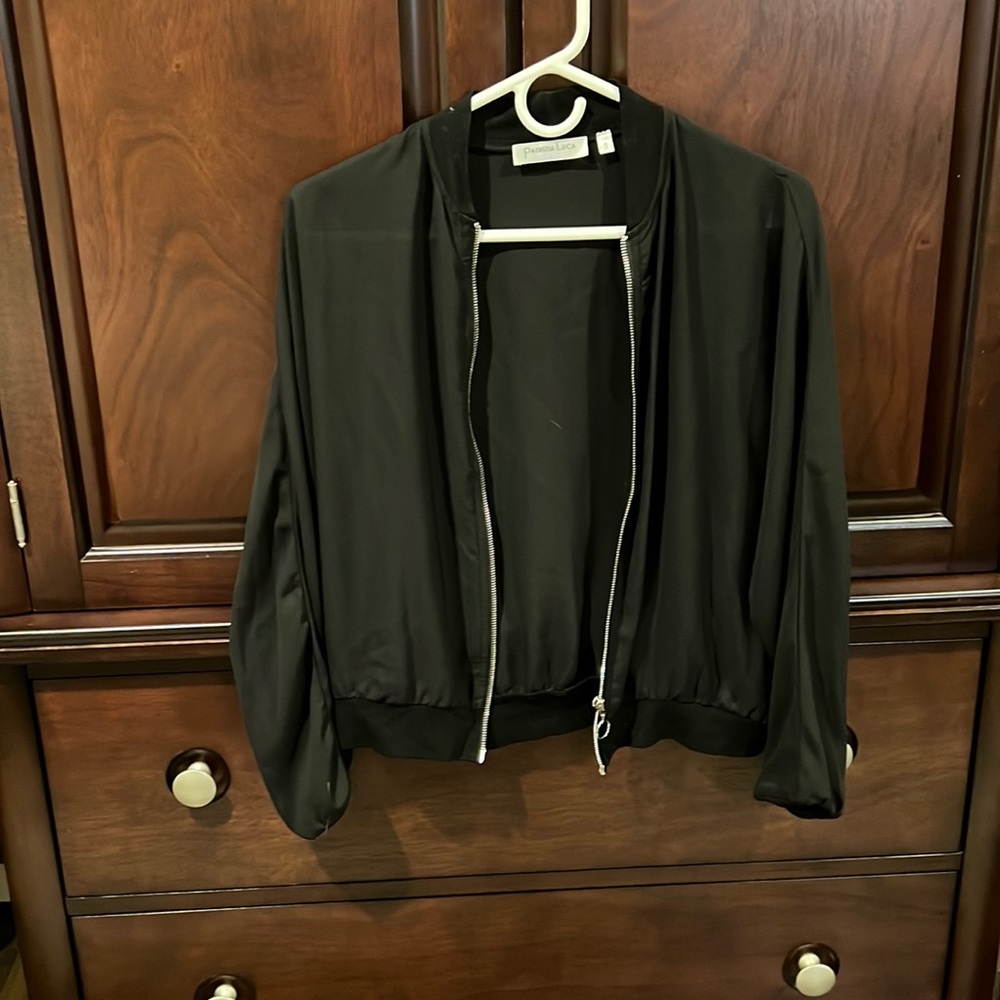 Black bomber jacket size small
